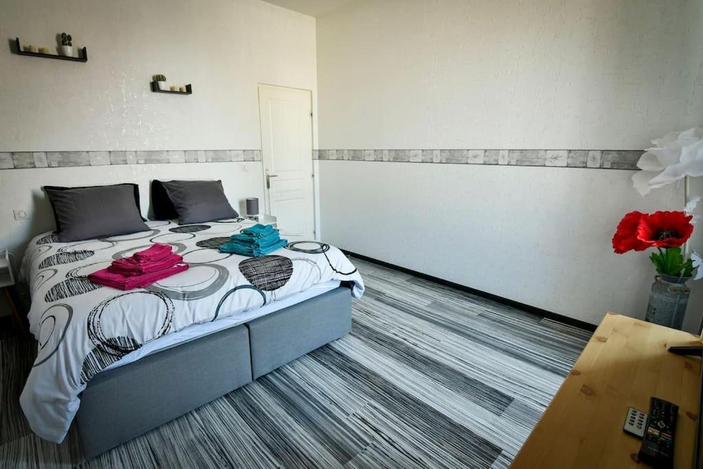 Grand Appartement De Haut Standing En Centre-Ville Montlucon Ngoại thất bức ảnh