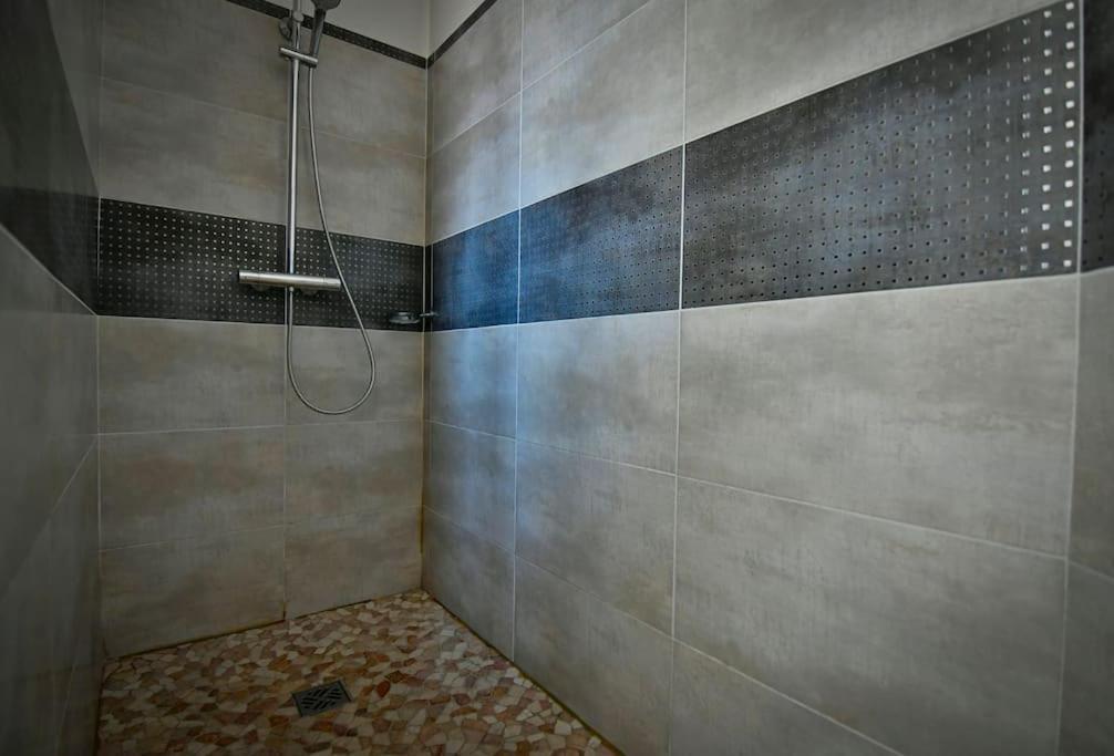 Grand Appartement De Haut Standing En Centre-Ville Montlucon Ngoại thất bức ảnh