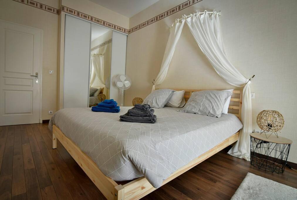 Grand Appartement De Haut Standing En Centre-Ville Montlucon Ngoại thất bức ảnh