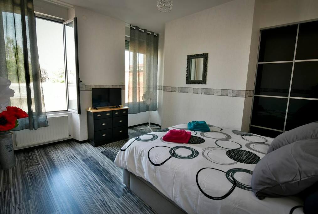 Grand Appartement De Haut Standing En Centre-Ville Montlucon Ngoại thất bức ảnh