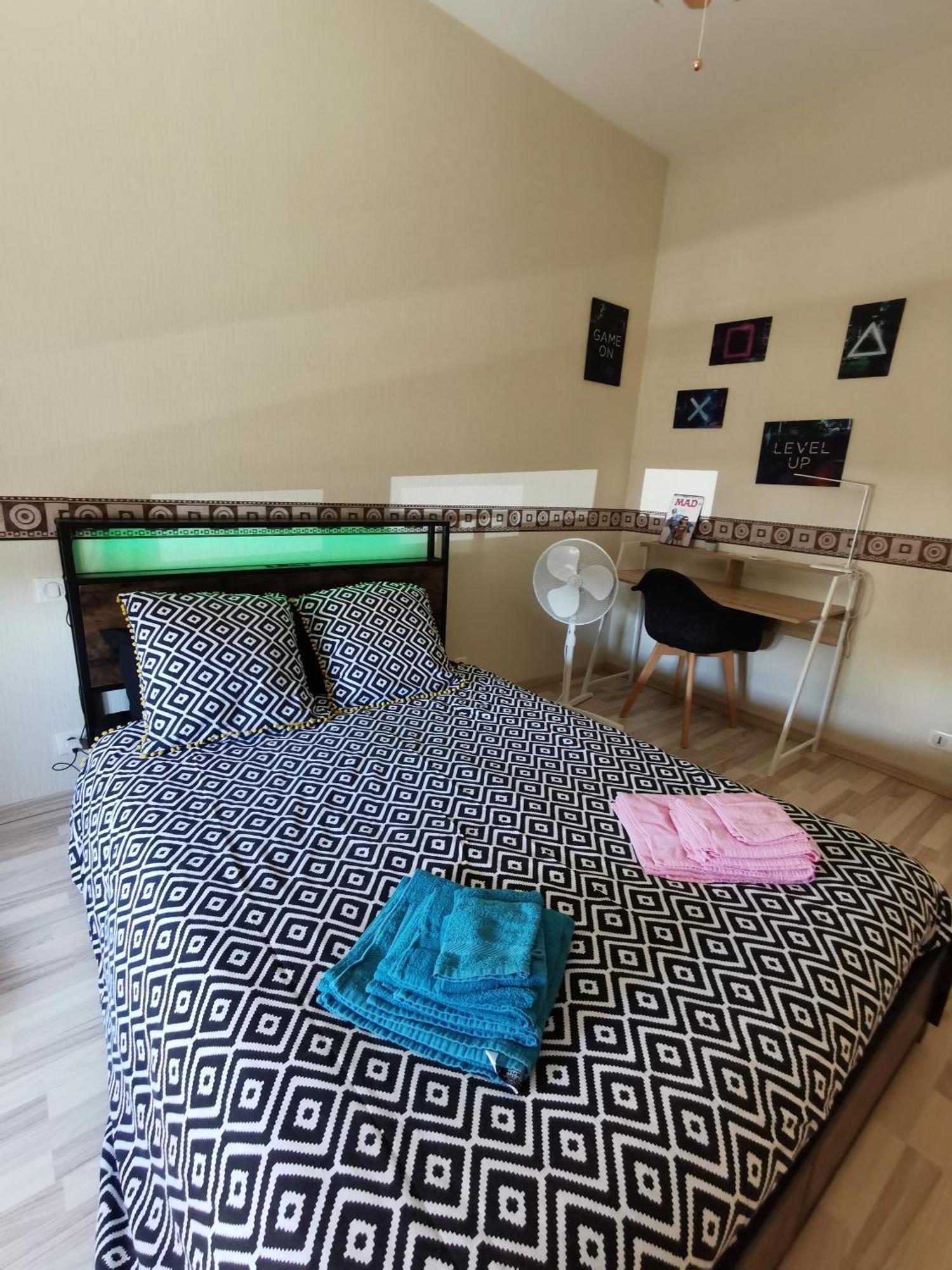 Grand Appartement De Haut Standing En Centre-Ville Montlucon Ngoại thất bức ảnh